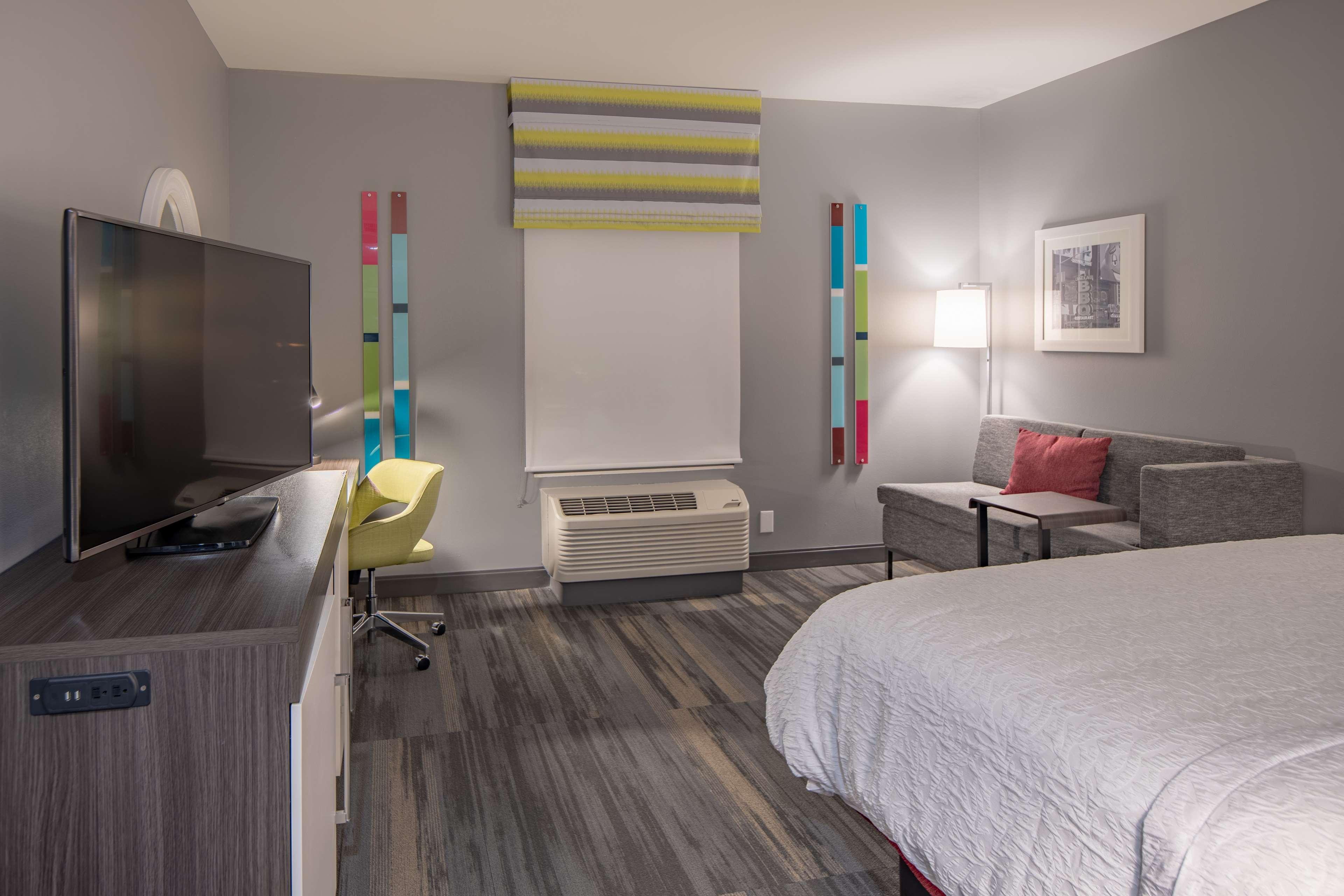 Hampton Inn & Suites Dallas/Plano Central Bagian luar foto
