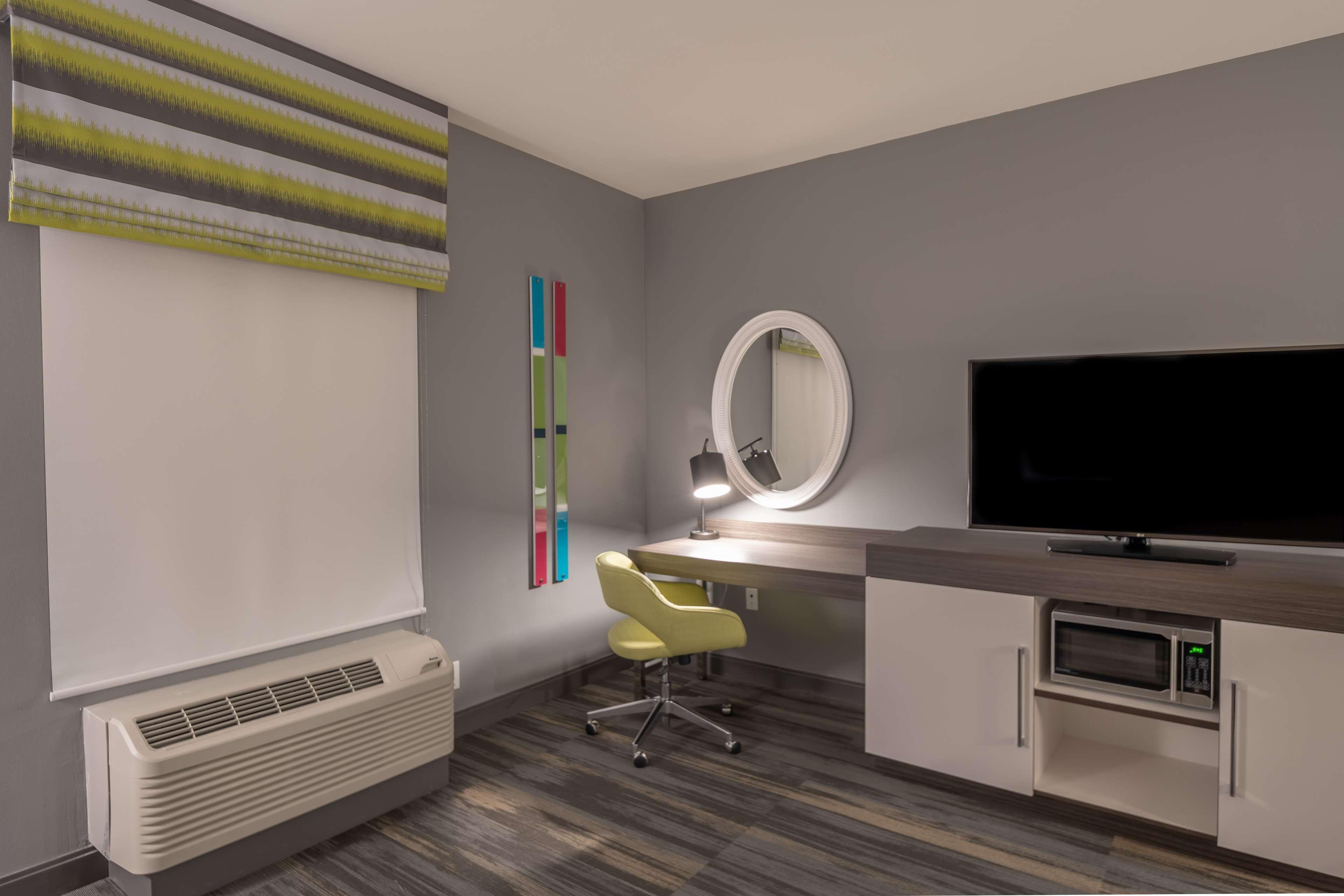 Hampton Inn & Suites Dallas/Plano Central Bagian luar foto
