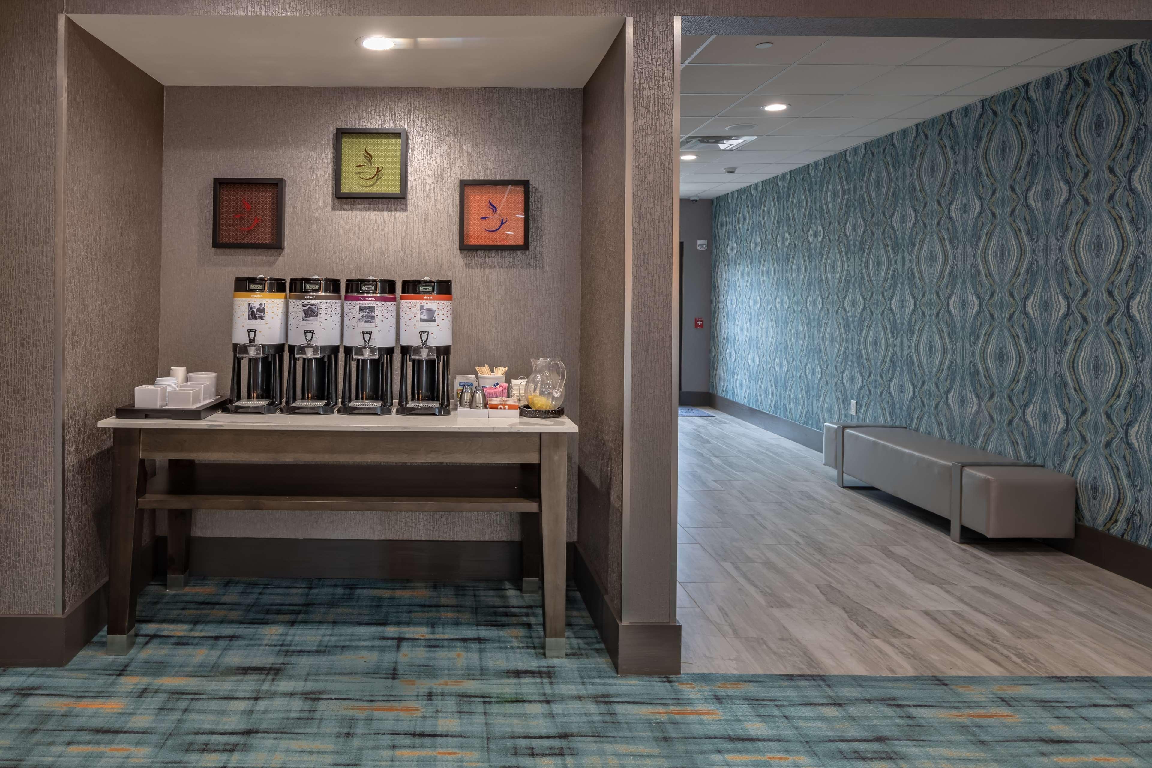 Hampton Inn & Suites Dallas/Plano Central Bagian luar foto