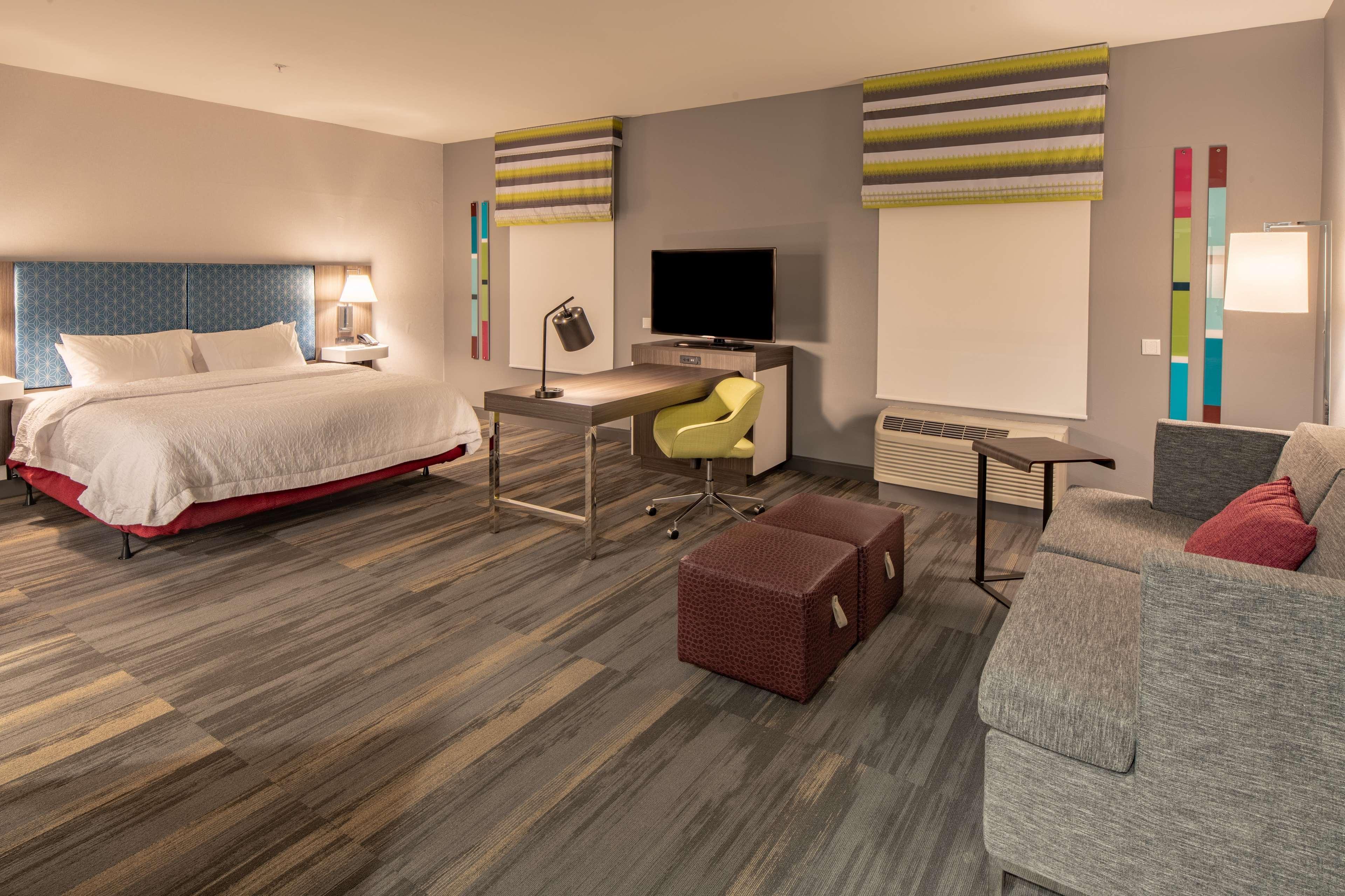 Hampton Inn & Suites Dallas/Plano Central Bagian luar foto