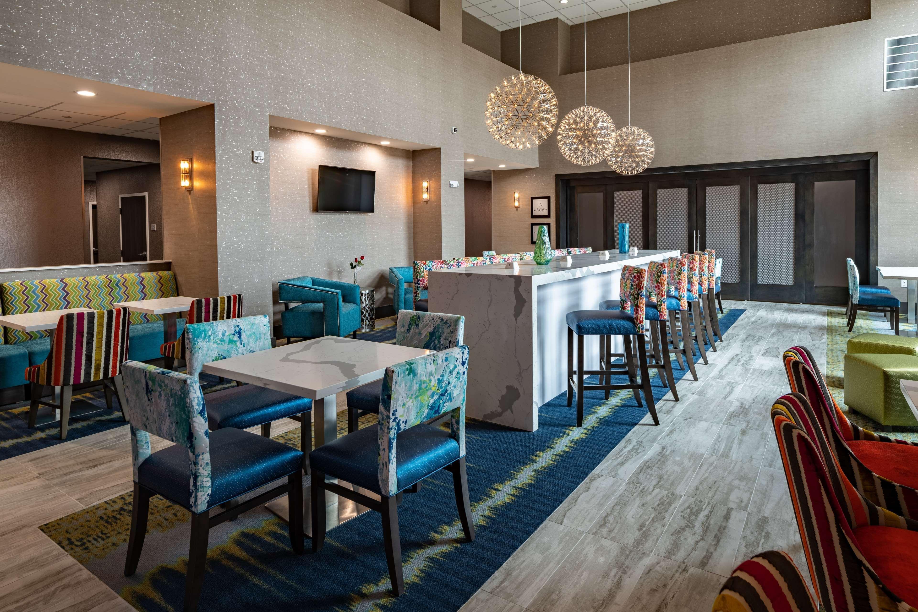 Hampton Inn & Suites Dallas/Plano Central Bagian luar foto