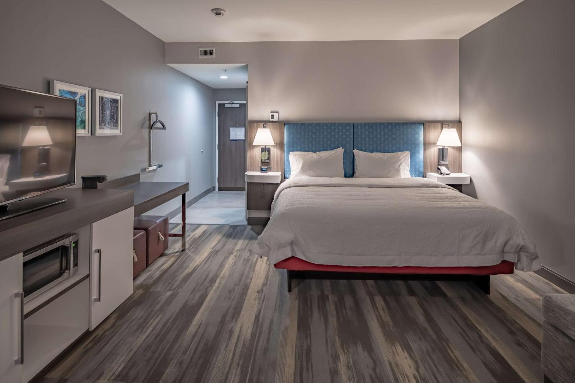 Hampton Inn & Suites Dallas/Plano Central Bagian luar foto